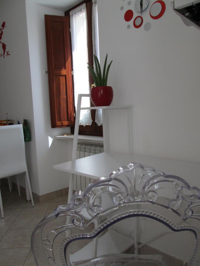 B&B Regina Margherita L'Aquila Bagian luar foto