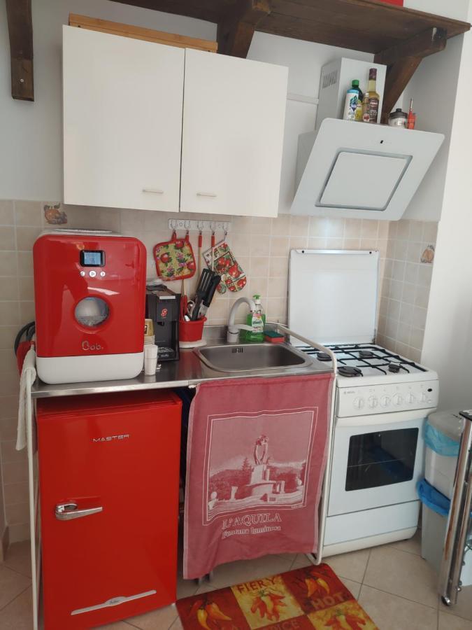 B&B Regina Margherita L'Aquila Bagian luar foto